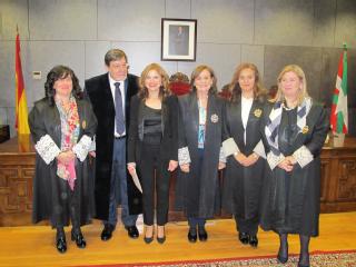 Toman posesión de sus cargos las secretarias coordinadoras provinciales de Bizkaia, Araba y Gipuzkoa